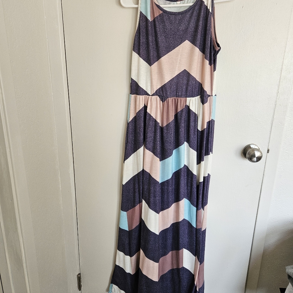 Chevron Maxi Dress Sz M